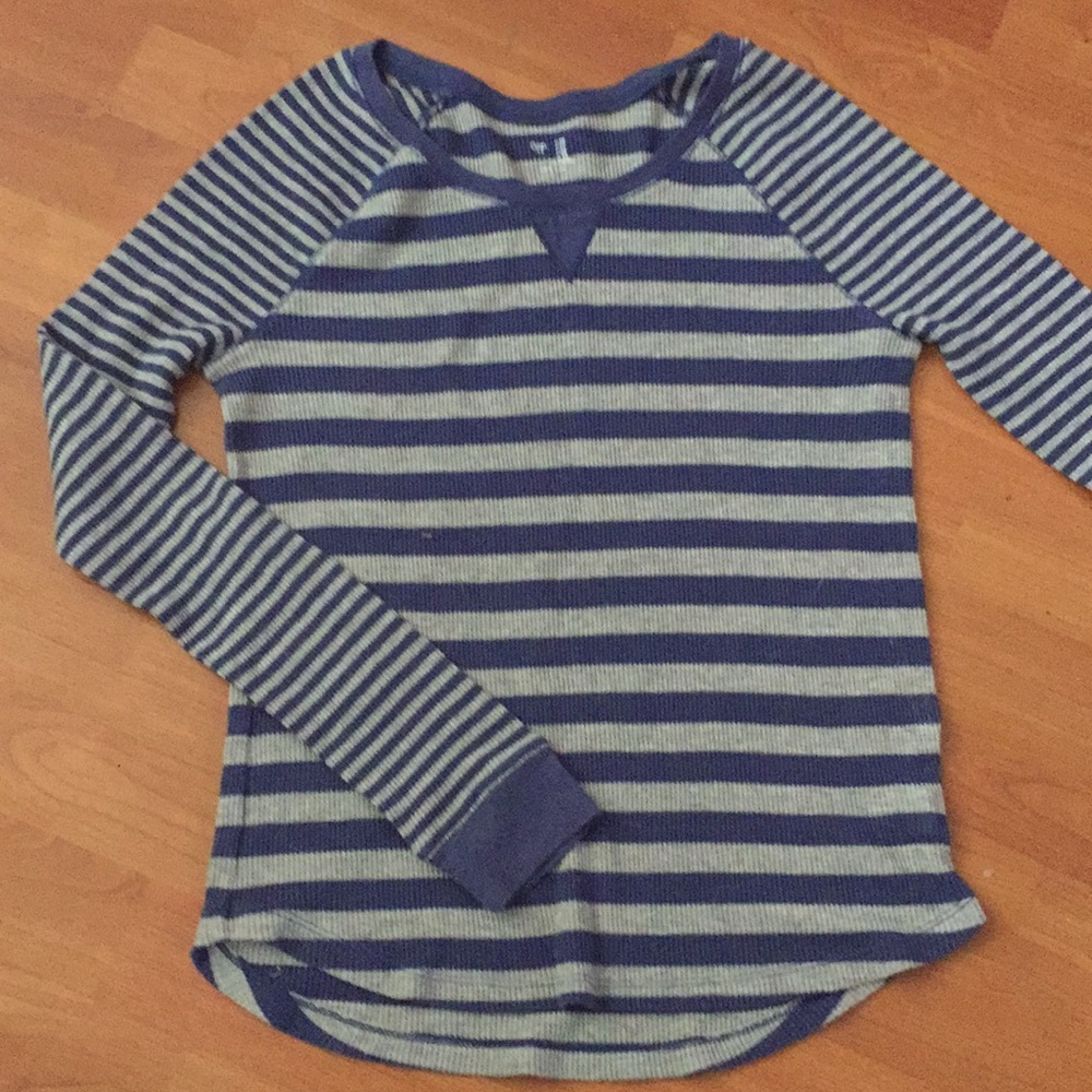 Cute GAP shirt